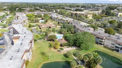 5021 W Oakland Park Boulevard Lauderdale Lakes FL 33313