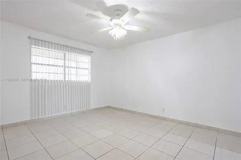 5021 W Oakland Park Boulevard Lauderdale Lakes FL 33313
