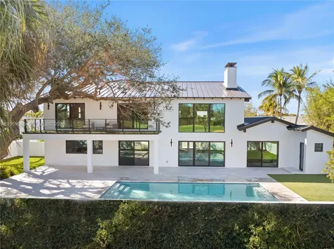 868 Country Club Drive North Palm Beach FL 33408