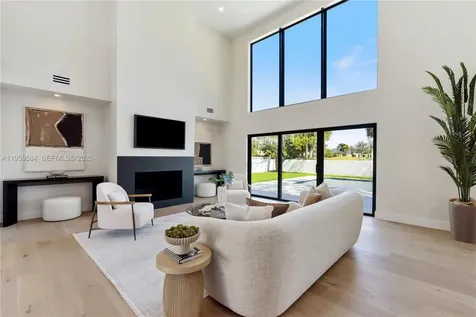 868 Country Club Drive North Palm Beach FL 33408