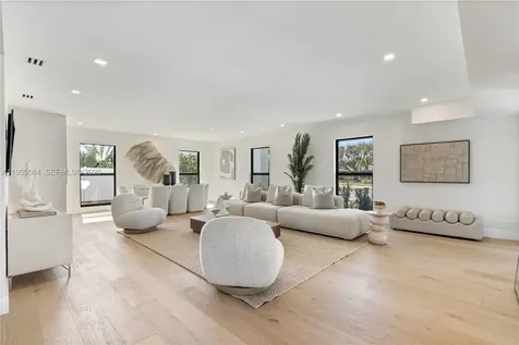 868 Country Club Drive North Palm Beach FL 33408