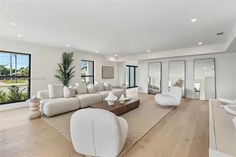 868 Country Club Drive North Palm Beach FL 33408