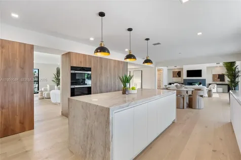 868 Country Club Drive North Palm Beach FL 33408