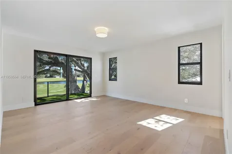 868 Country Club Drive North Palm Beach FL 33408