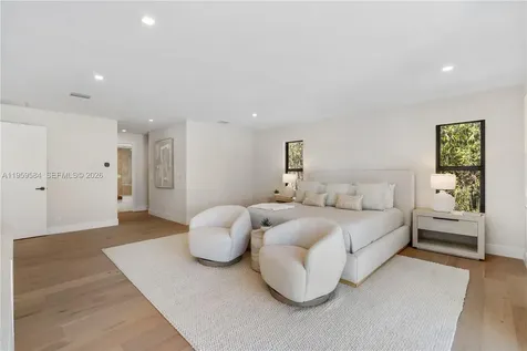 868 Country Club Drive North Palm Beach FL 33408