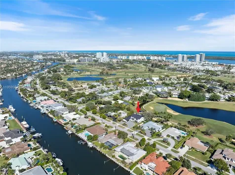 868 Country Club Drive North Palm Beach FL 33408