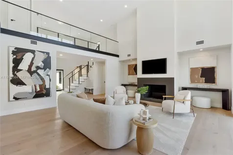 868 Country Club Drive North Palm Beach FL 33408