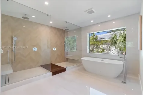 868 Country Club Drive North Palm Beach FL 33408