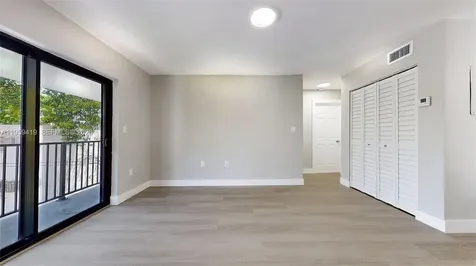 329 SW 9th Avenue Miami FL 33130