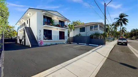 329 SW 9th Avenue Miami FL 33130