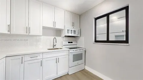 329 SW 9th Avenue Miami FL 33130
