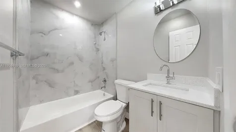 329 SW 9th Avenue Miami FL 33130
