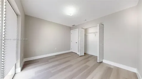 329 SW 9th Avenue Miami FL 33130