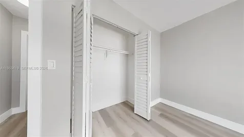 329 SW 9th Avenue Miami FL 33130