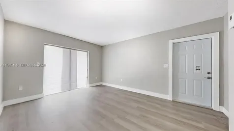329 SW 9th Avenue Miami FL 33130