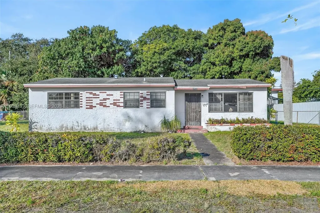 16930 NW 37th Place Miami Gardens FL 33055