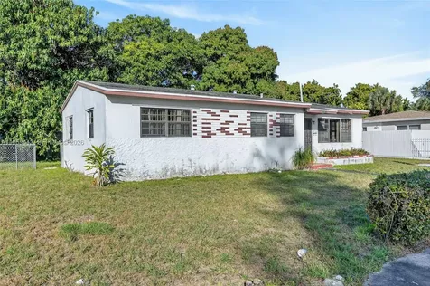 16930 NW 37th Place Miami Gardens FL 33055