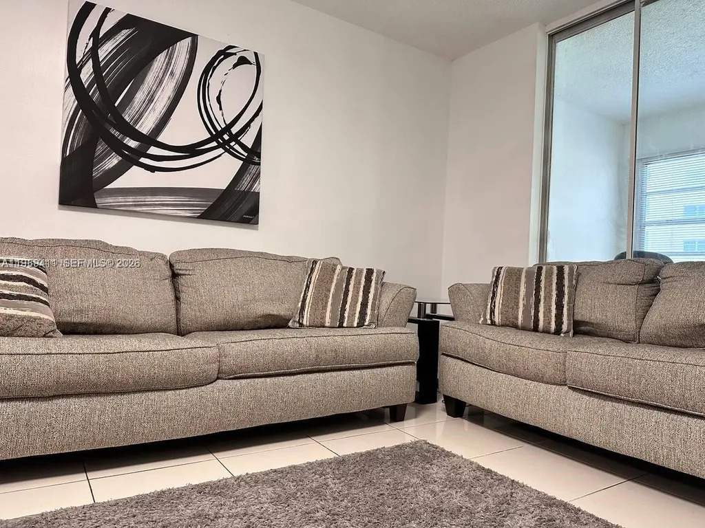 319 NE 14th Avenue Hallandale Beach FL 33009