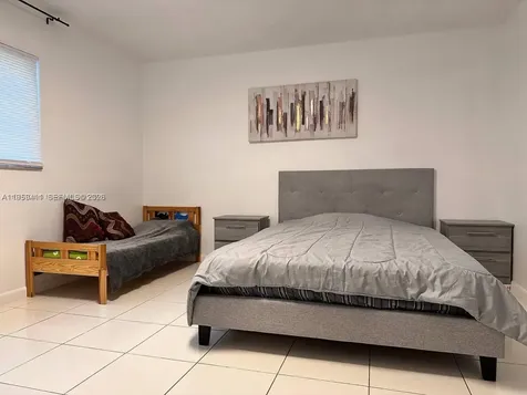 319 NE 14th Avenue Hallandale Beach FL 33009