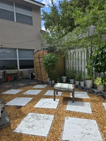 4925 W Lakes Drive Deerfield Beach FL 33442