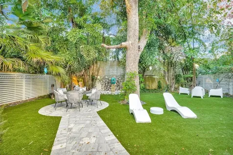 3675 Loquat Avenue Miami FL 33133