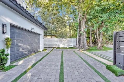 3675 Loquat Avenue Miami FL 33133