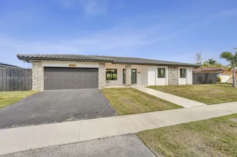16653 Golfview Drive Weston FL 33326