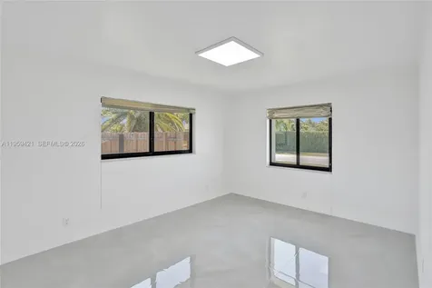 16653 Golfview Drive Weston FL 33326