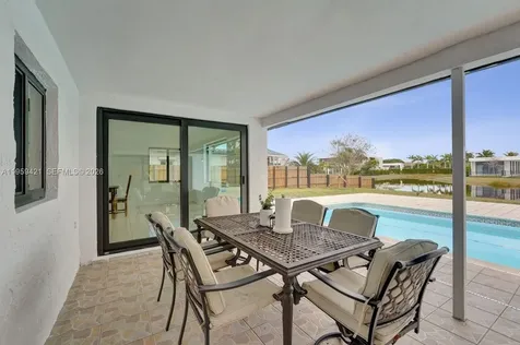 16653 Golfview Drive Weston FL 33326