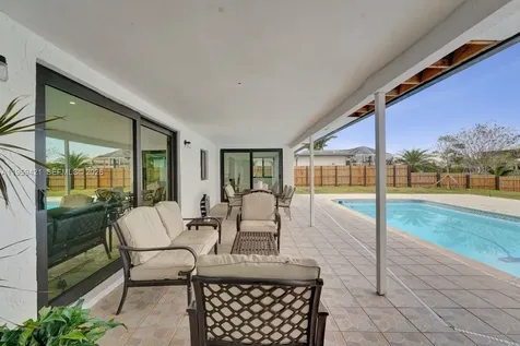 16653 Golfview Drive Weston FL 33326