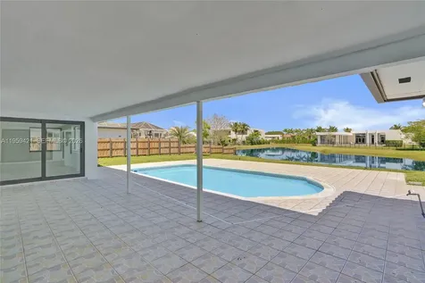 16653 Golfview Drive Weston FL 33326