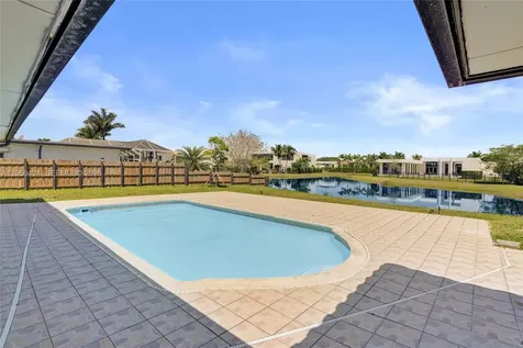 16653 Golfview Drive Weston FL 33326