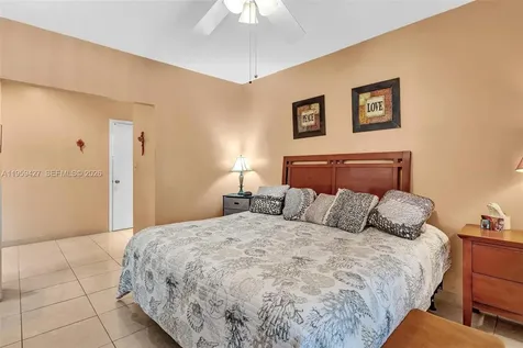 329 SE 3rd Street Hallandale Beach FL 33009