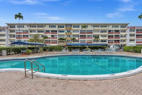 329 SE 3rd Street Hallandale Beach FL 33009