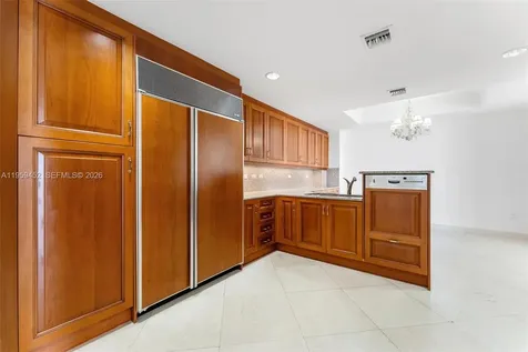 7600 N Fisher Island Drive Miami Beach FL 33109
