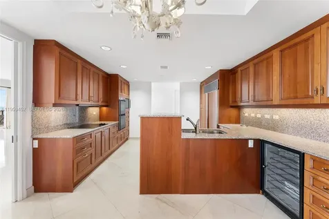 7600 N Fisher Island Drive Miami Beach FL 33109
