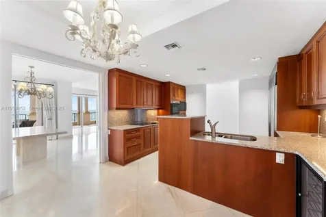 7600 N Fisher Island Drive Miami Beach FL 33109