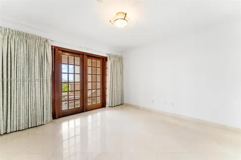 7600 N Fisher Island Drive Miami Beach FL 33109