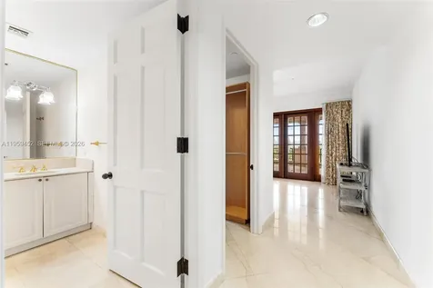 7600 N Fisher Island Drive Miami Beach FL 33109