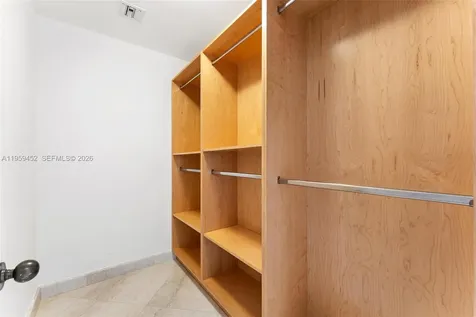 7600 N Fisher Island Drive Miami Beach FL 33109