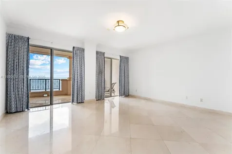 7600 N Fisher Island Drive Miami Beach FL 33109