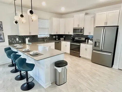 9338 Sommerset Hills Davenport FL 33896