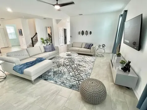 9338 Sommerset Hills Davenport FL 33896