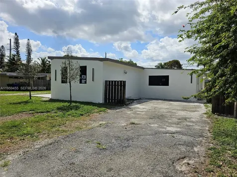 3110 SW 15th Court Fort Lauderdale FL 33312