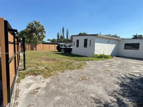 3110 SW 15th Court Fort Lauderdale FL 33312
