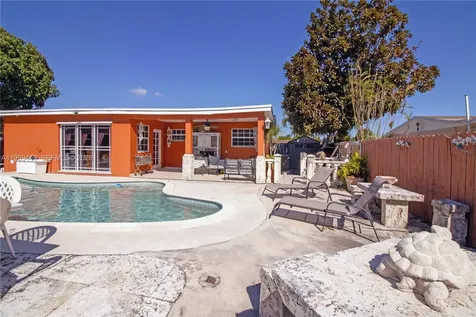14982 SW 297th Terrace Homestead FL 33033