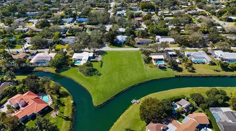 17325 SW 84 Avenue Palmetto Bay FL 33157