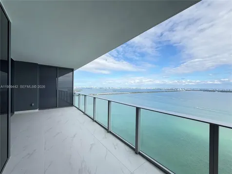 700 NE 24 Miami FL 33137