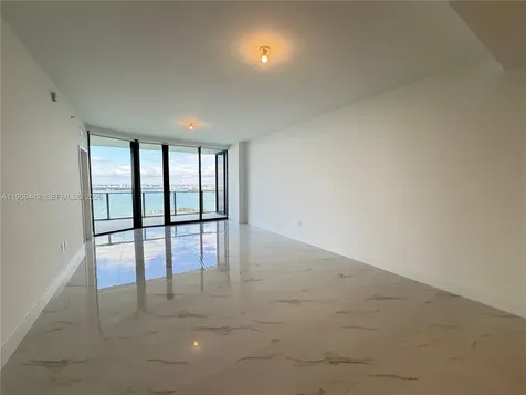 700 NE 24 Miami FL 33137
