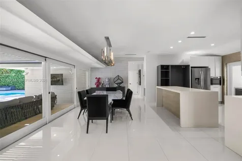 1040 NE 86th Street Miami FL 33138